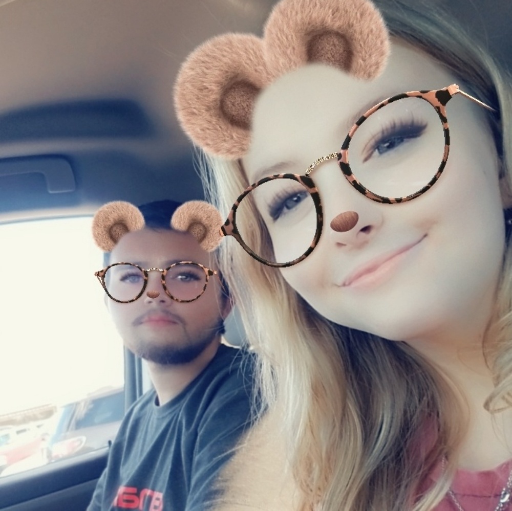 Meet your Posher, Sierra